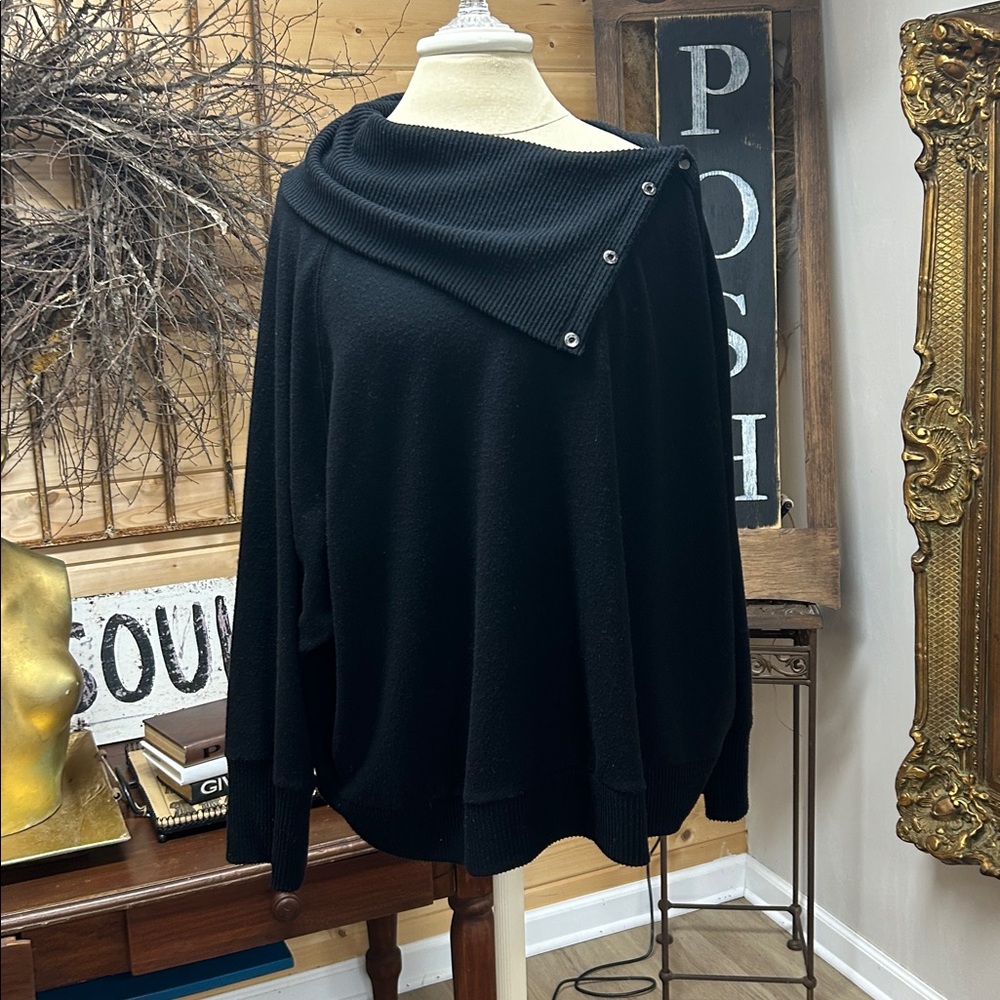 Vince Camuto Black Sweater
